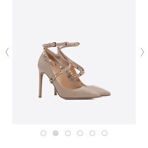 Valentino Garavani Pumps